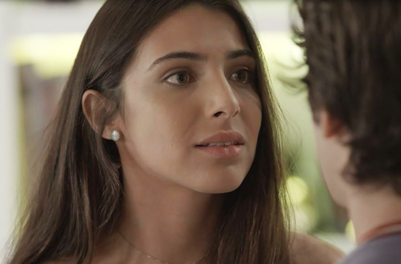 Malhação Vidas Brasileiras: Pérola quer reatar com Alex e implora para voltar