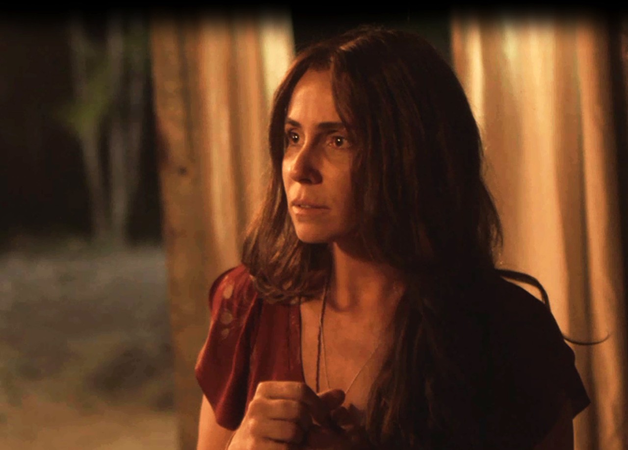 Segundo Sol: Luzia assassina ex-marido e Karola a convence a fugir