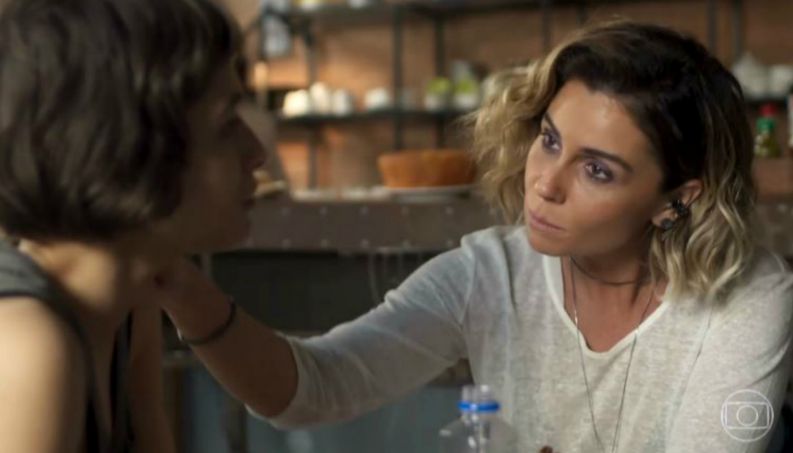 Segundo Sol: Desmascarada, Luzia é rejeitada por Manuela e fica arrasada