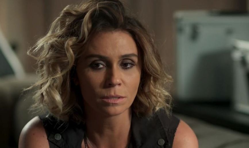 Luzia (Giovanna Antonelli) em cena de Segundo Sol (Foto: Reprodução/Globo)