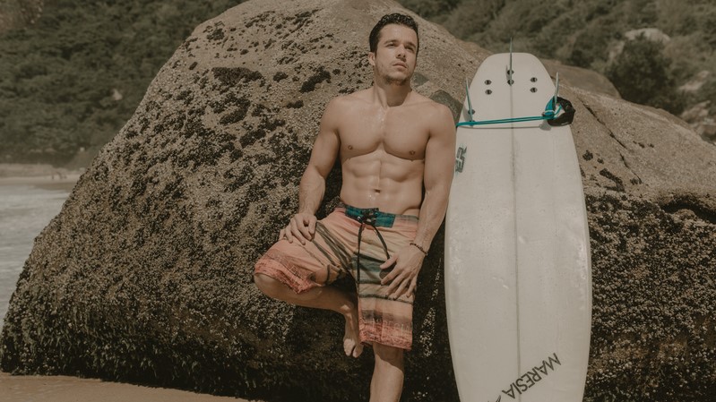 Fábio Beltrão será bandido em Verão 90 e novos detalhes do personagem são divulgados