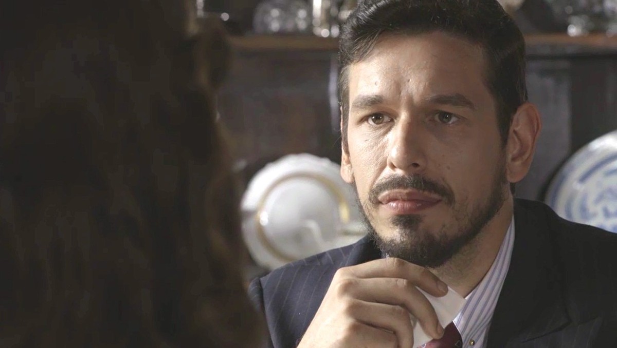 Gustavo Bruno em cena da novela Espelho da Vida (Foto: Reprodução)