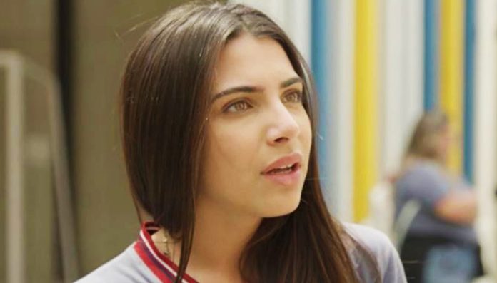 Pérola (Rayssa Bratillieri) em Malhação - Vidas Brasileiras (Foto: TV Globo)