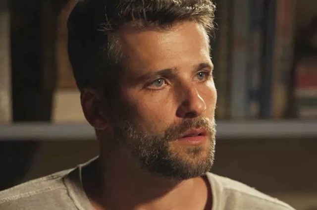 Gabriel em cena da novela das 21h, O Sétimo Guardião (Foto: Reprodução)