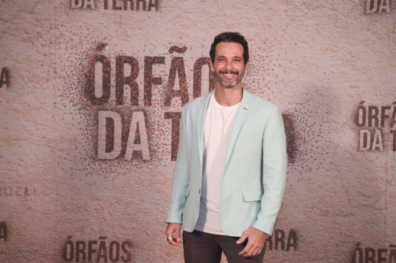 Ali em cena da novela Órfãos da Terra (Foto: Divulgação/Globo)