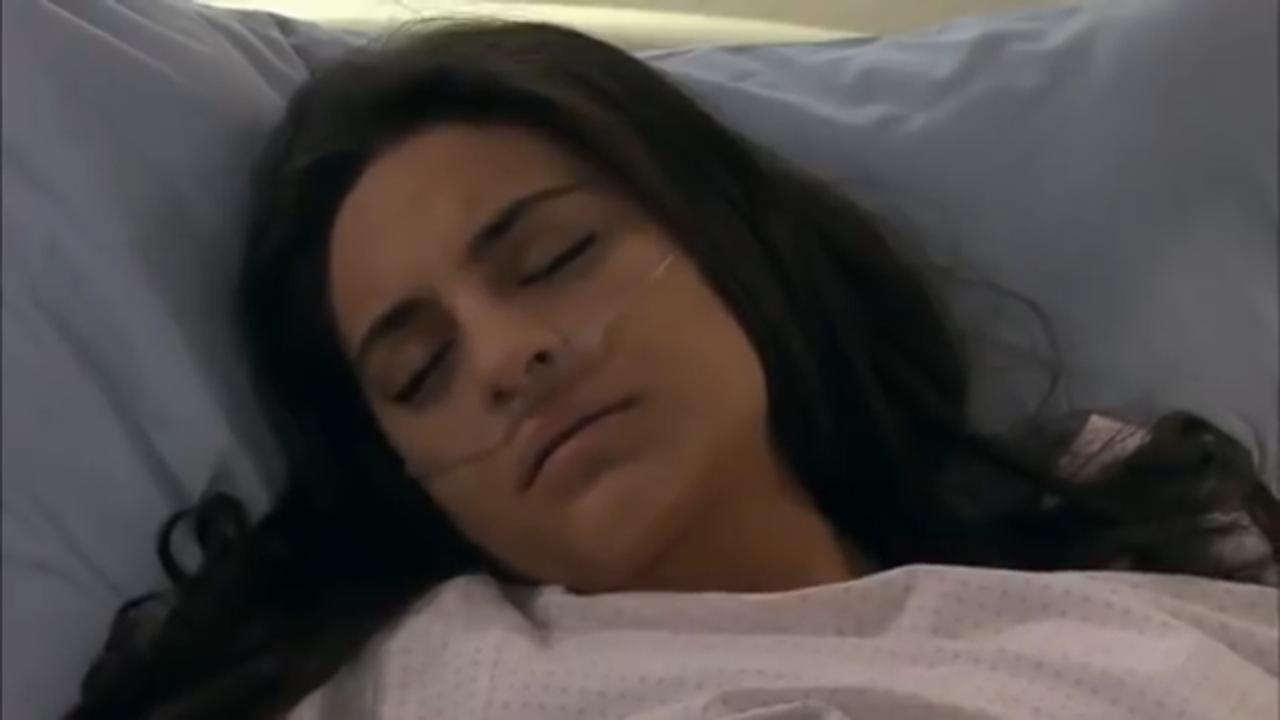 A Que Não Podia Amar: Ana Paula perde sangue e fica à beira da morte