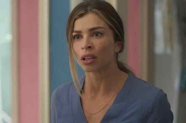 Paloma em cena da novela das 19h, Bom Sucesso (Foto: Reprodução)