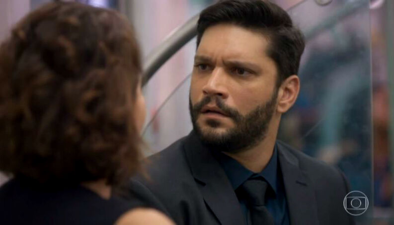 Diogo na novela das 19h da Globo, Bom Sucesso (Foto: Reprodução)