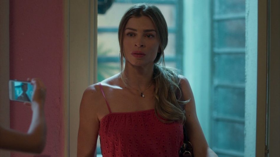 Paloma em cena da novela das 19h da Globo, Bom Sucesso (Foto: Reprodução)