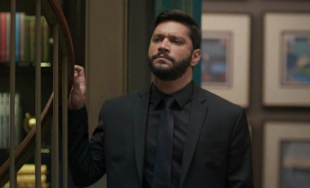 Diogo em cena da novela das 19h, Bom Sucesso (Foto: Reprodução)