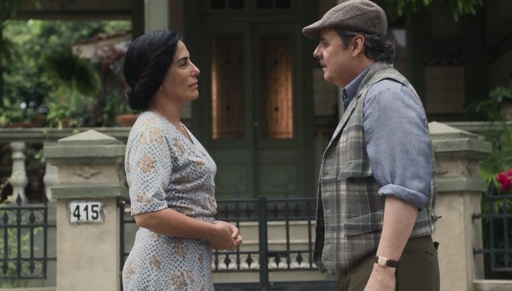 Lola e Afonso juntos na novela Éramos Seis - Foto: Reprodução