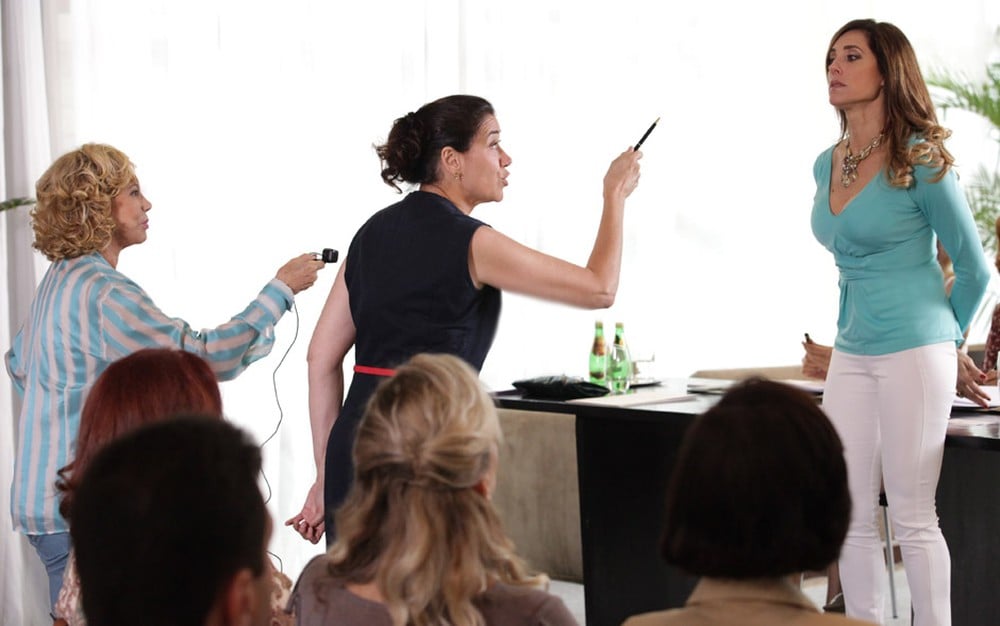 Griselda confronta Tereza Cristina em Fina Estampa - Foto: Reprodução