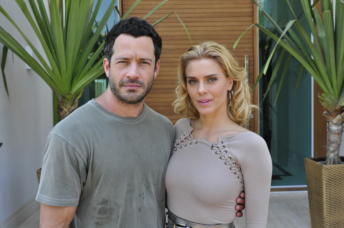 Quinzé recebe notícia de Teodora e fica em choque; saiba qual!