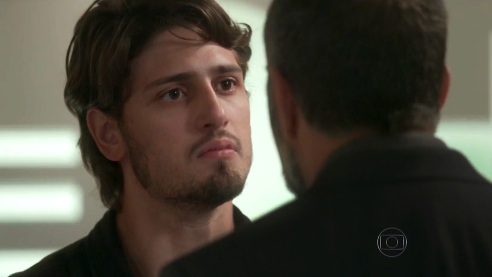 Rafael confronta Germano em Totalmente Demais - Foto: Reprodução