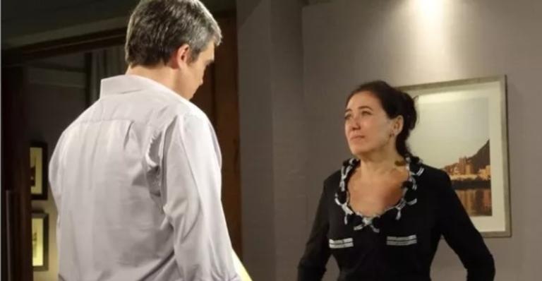 René e Griselda em cena da novela Fina Estampa - Foto: Reprodução