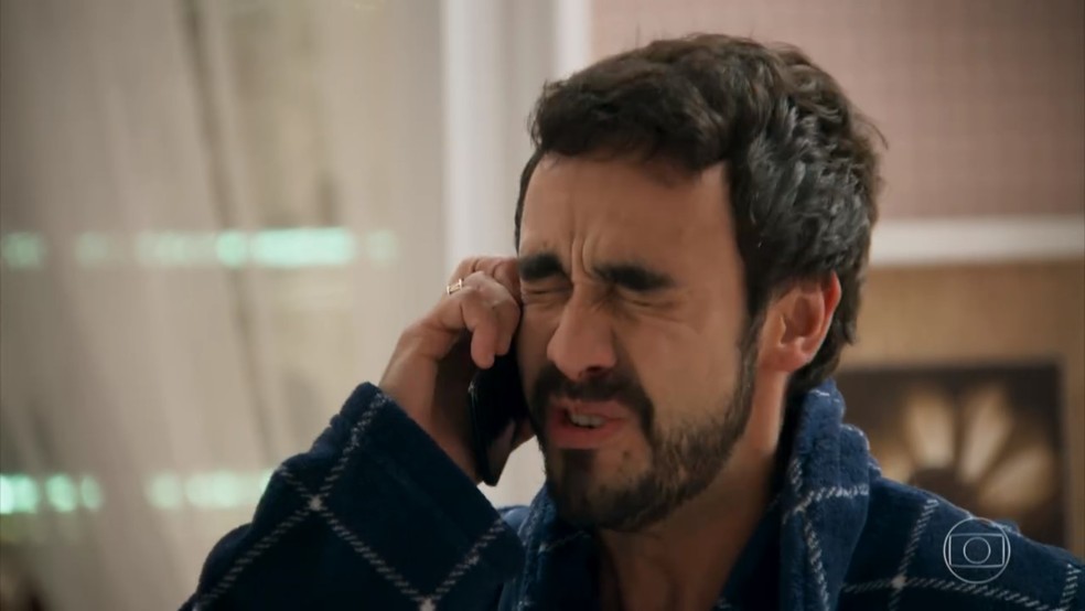 Leozinho se desespera na novela Haja Coração - Foto: Reprodução