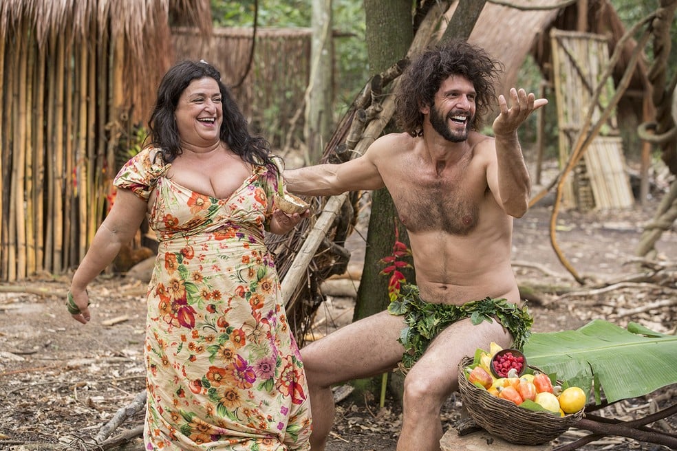 Tarzan e Teodora em cena de Haja Coração - Foto: Reprodução