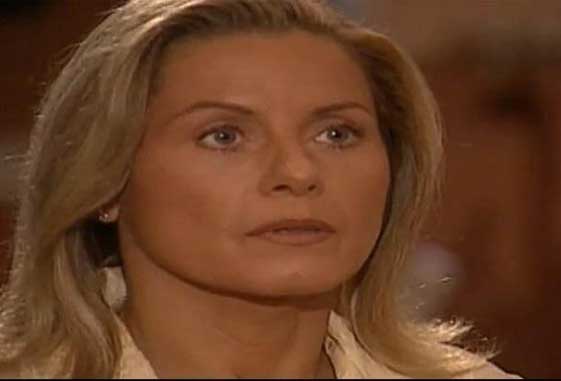 Helena se vê “derrotada” no haras e não resiste a Pedro em Laços de Família; entenda!