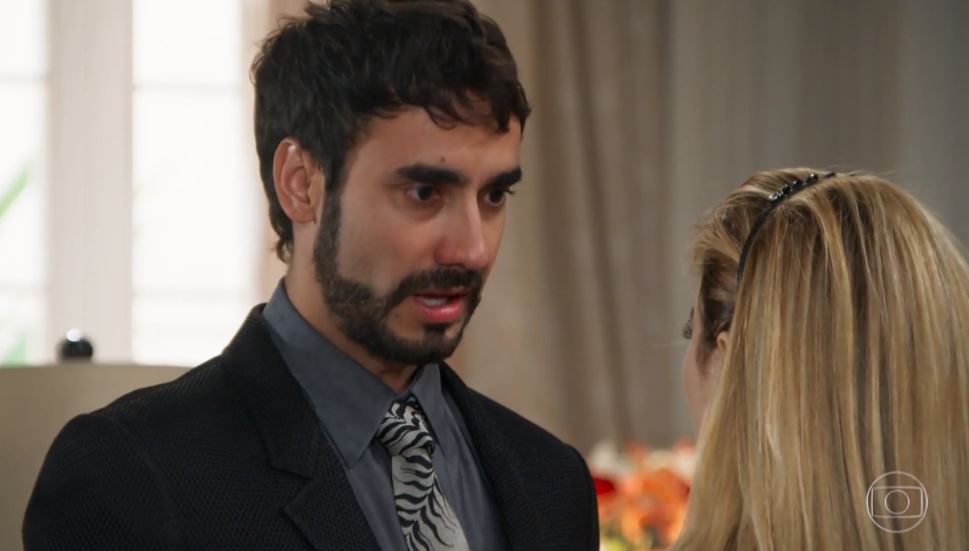 Aparício e Leozinho na novela Haja Coração - Foto: Reprodução