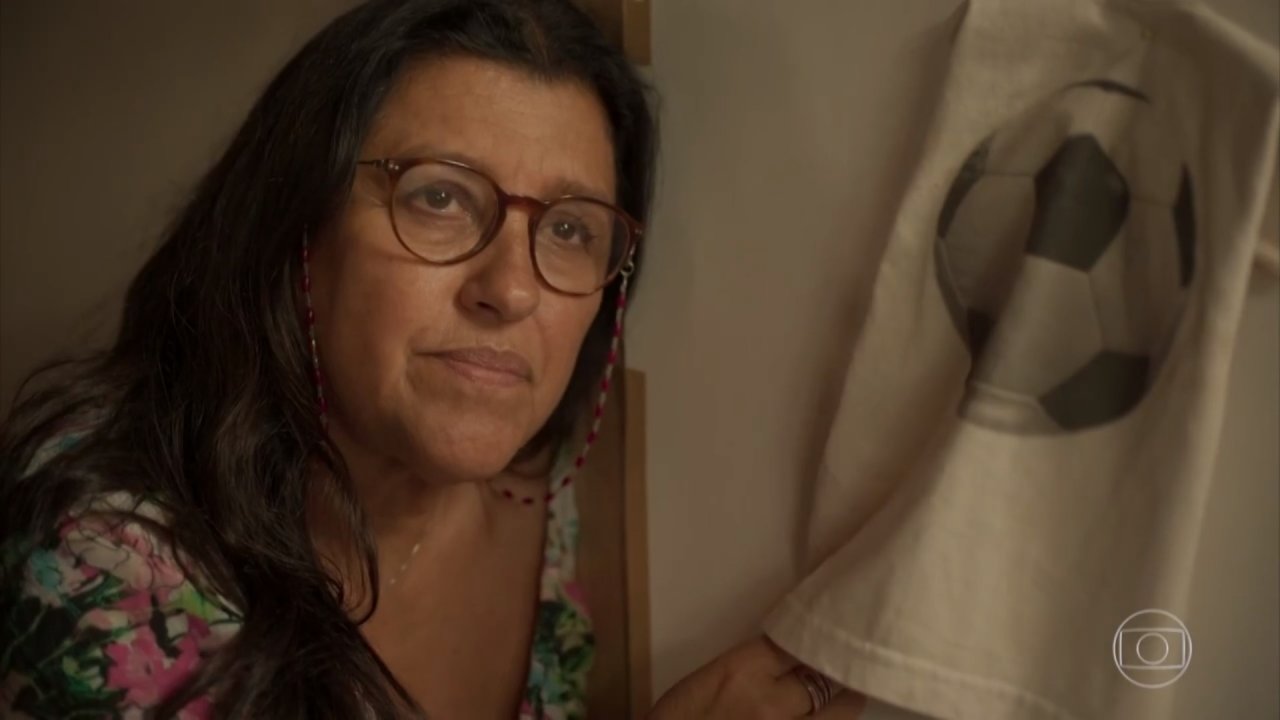 Confira a foto inédita do sequestro de Lurdes na segunda fase de Amor de Mãe
