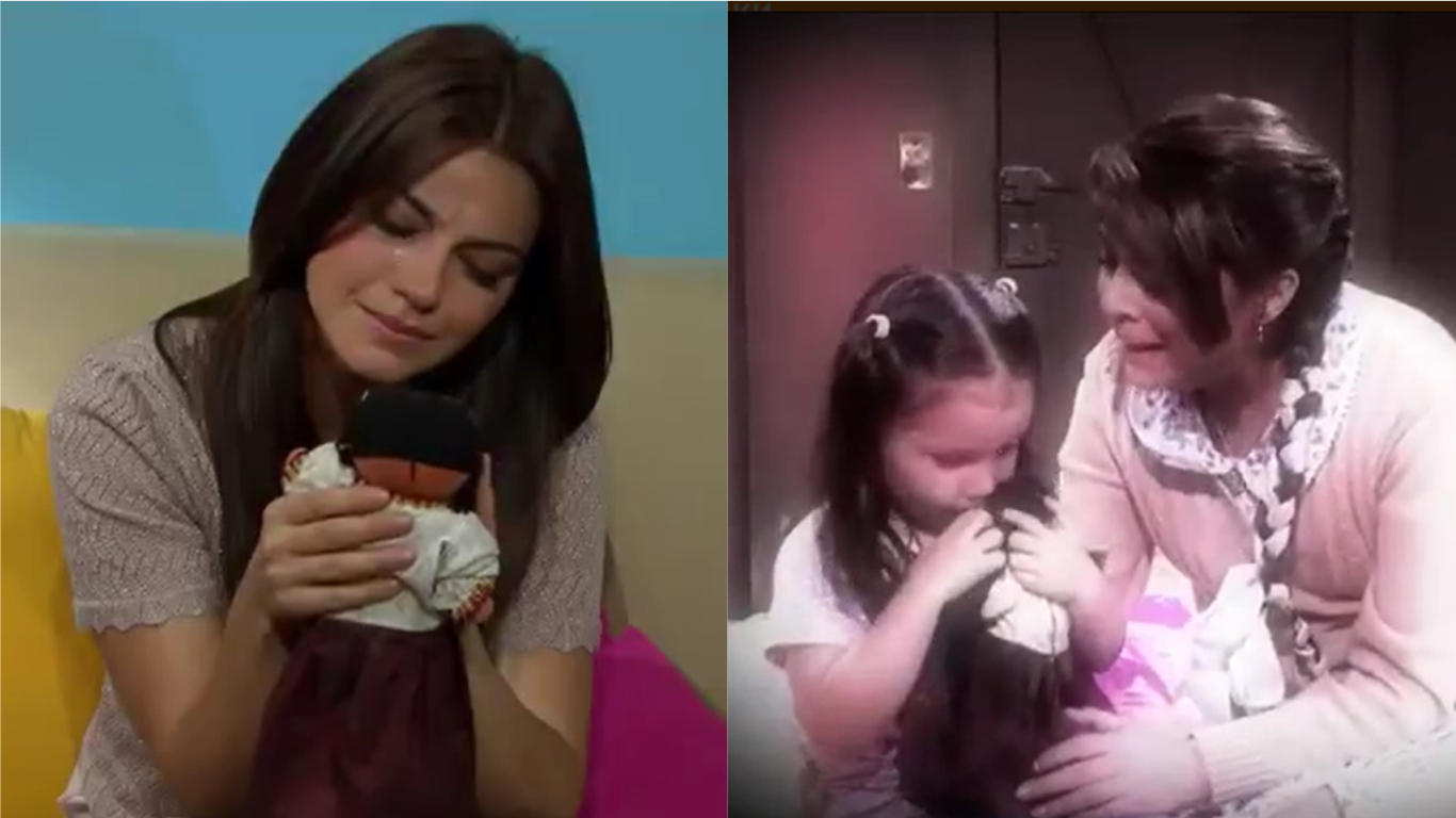 Maria finalmente encontra boneca perdida de infância e tem lembranças ao lado de Vitória
