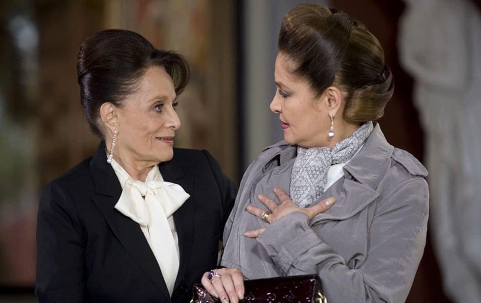 Bernarda descobre plano mortal de Eva e contra-ataca com arma venenosa: “Sou a irmã de Rosália”