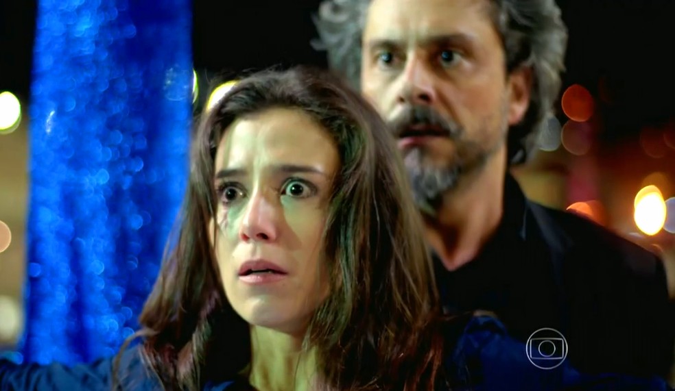 Cora protege Zé Alfredo na novela Império - Foto: Reprodução