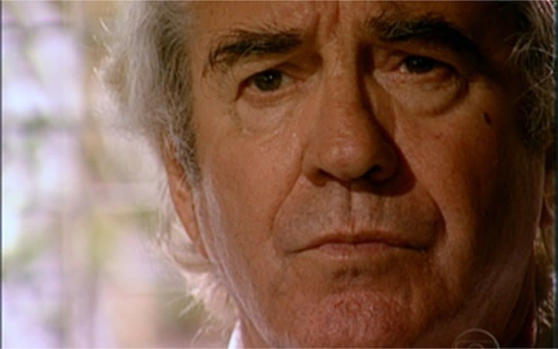 O que acontece com Albieri após ele ser considerado culpado pela clonagem de Lucas no final de O Clone?