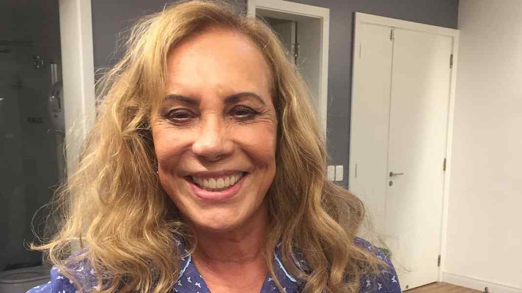Veja a primeira foto de Arlete Salles na novela Além da Ilusão