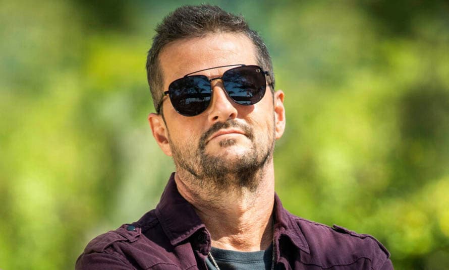 Marcelo Serrado na novela Cara e Coragem da Globo