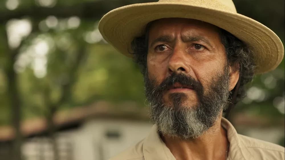 José Leôncio em cena de Pantanal (Foto: Reprodução) 