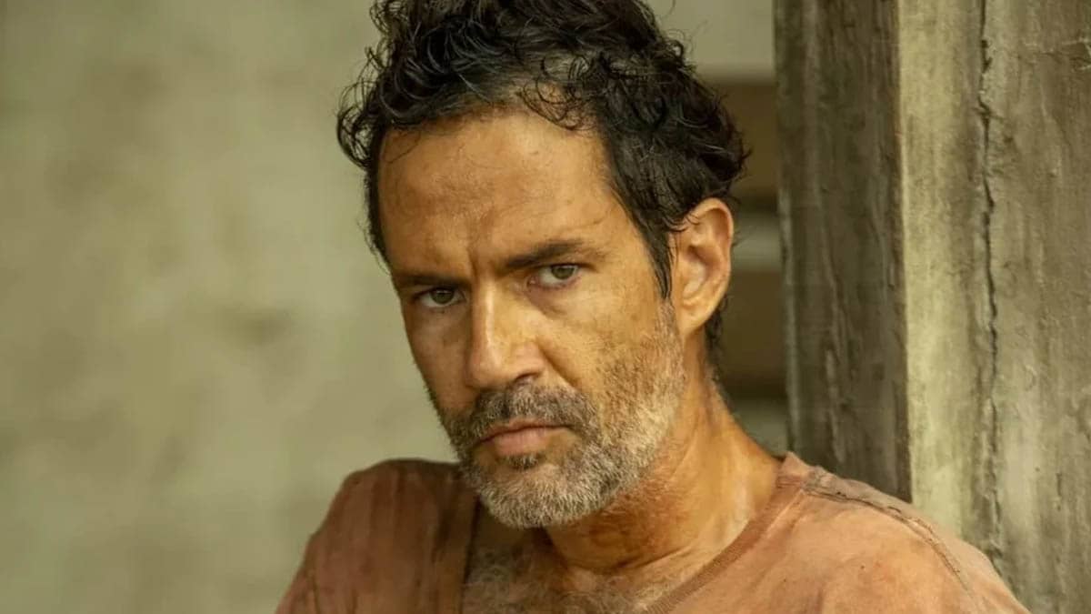 Solano, personagem de Rafa Sieg, na novela Pantanal