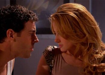 Abismo de Paixão: Sabrina flagra Florência e Henrique aos beijos