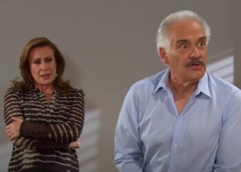 A Gata: Lorena e Augusto são despejados da mansão e passam a morar em cubículo