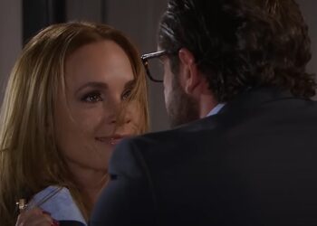 Últimos capítulos de Um Refúgio para o Amor: Rodrigo coloca Clara contra a parede e exige paradeiro do filho de Luciana