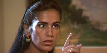 Raquel em Mulheres de Areia. (Foto: reprodução)