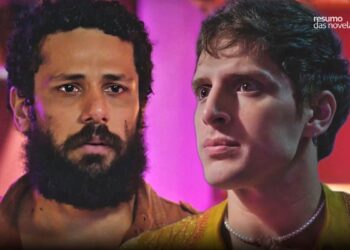 Ramiro (à esquerda), personagem de Amaury Lorenzo, e Kelvin (à direita), vivido por Diego Martins, se encarando em Terra e Paixão.