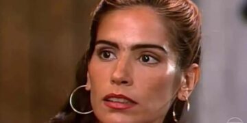 Raquel abre o jogo para Zé Luis e conta a ele o que César fez contra Ruth no passado: “Mau-caráter”