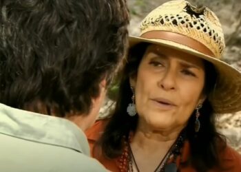 Abismo de Paixão: Ramona desmascara Carmen e conta toda a verdade para Augusto