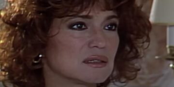 Clarita pede a Marcos para voltar para casa