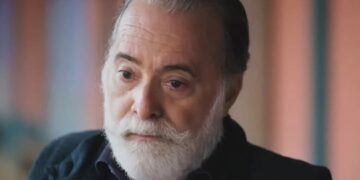 Antônio empurrou Agatha da escada