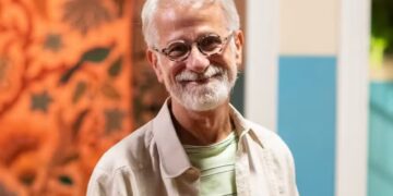 Cláudio Torres Gonzaga caracterizado como Furtado em Família é Tudo