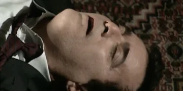 Remédio de Antenor é trocado por alguém maldoso, sua pressão arterial aumenta ao ingeri-lo e o médico tenta salvá-lo: “estou tonto”