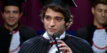 Elano emociona Penha com discurso