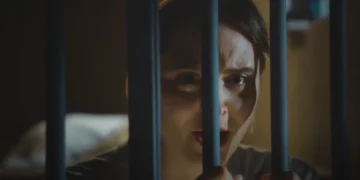 Família é Tudo: Electra cai em desgraça, é presa novamente e se desespera por reviver a pior experiência da sua vida: “não pode ser!”