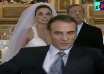 Final de Paraíso Tropical: Gustavo percebe que ainda ama Dinorá, abandona Gilda no altar e a noiva enlouquece: “cafajeste, ordinário!”