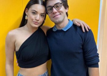 Beatriz Reis e Daniel Rangel posam nos bastidores de Família é Tudo