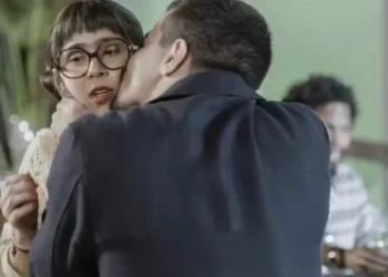 Quando Júpiter começará a se apaixonar por Lupita em Família é Tudo? Playboy muda da água para o vinho