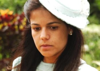 Alexandra prevê morte de Serena