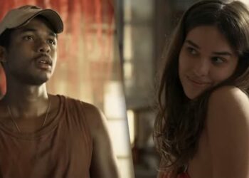 João Pedro vai ver Mariana nua